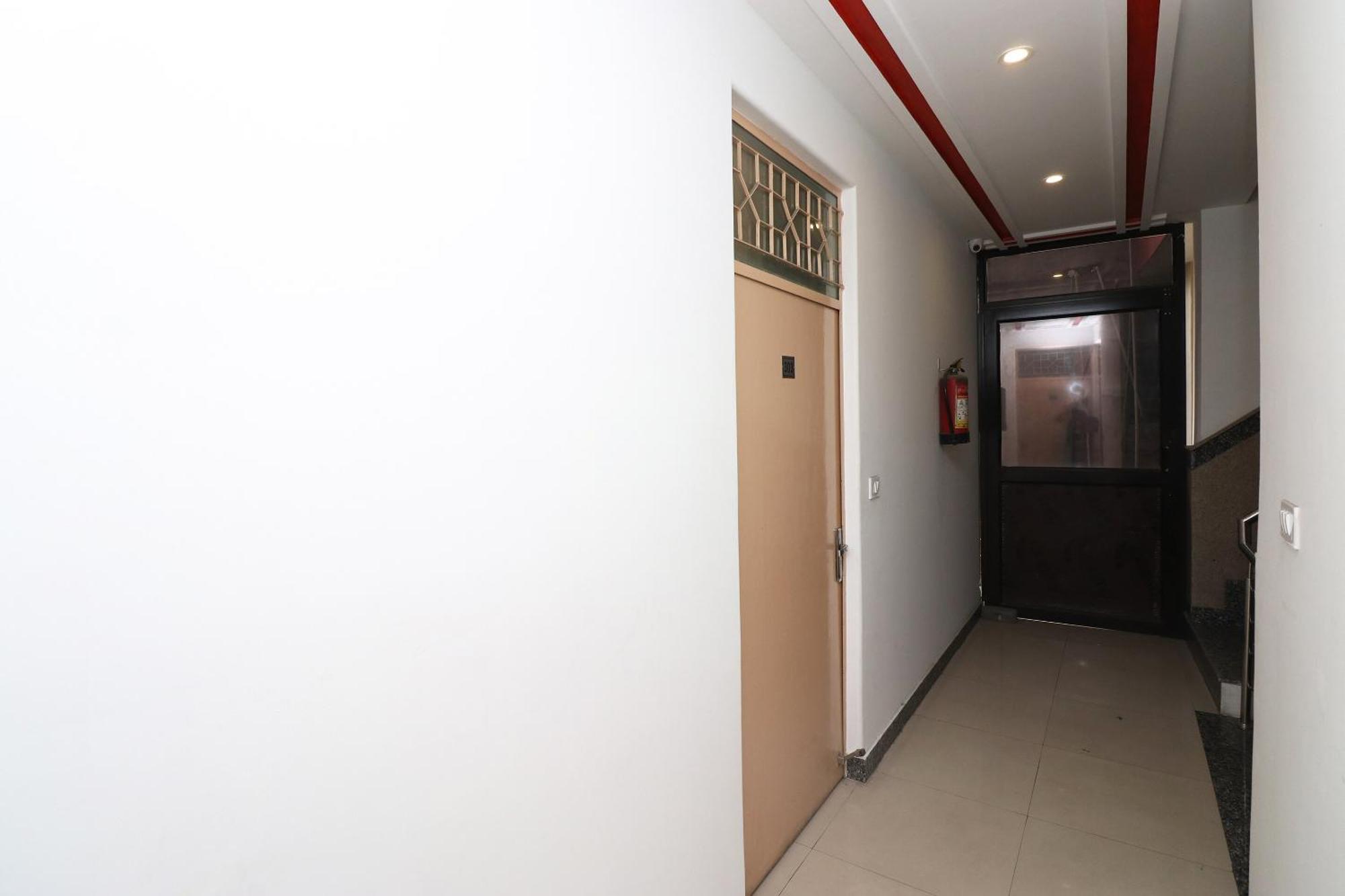 Oyo Flagship Hotel Daimond New Delhi Eksteriør billede