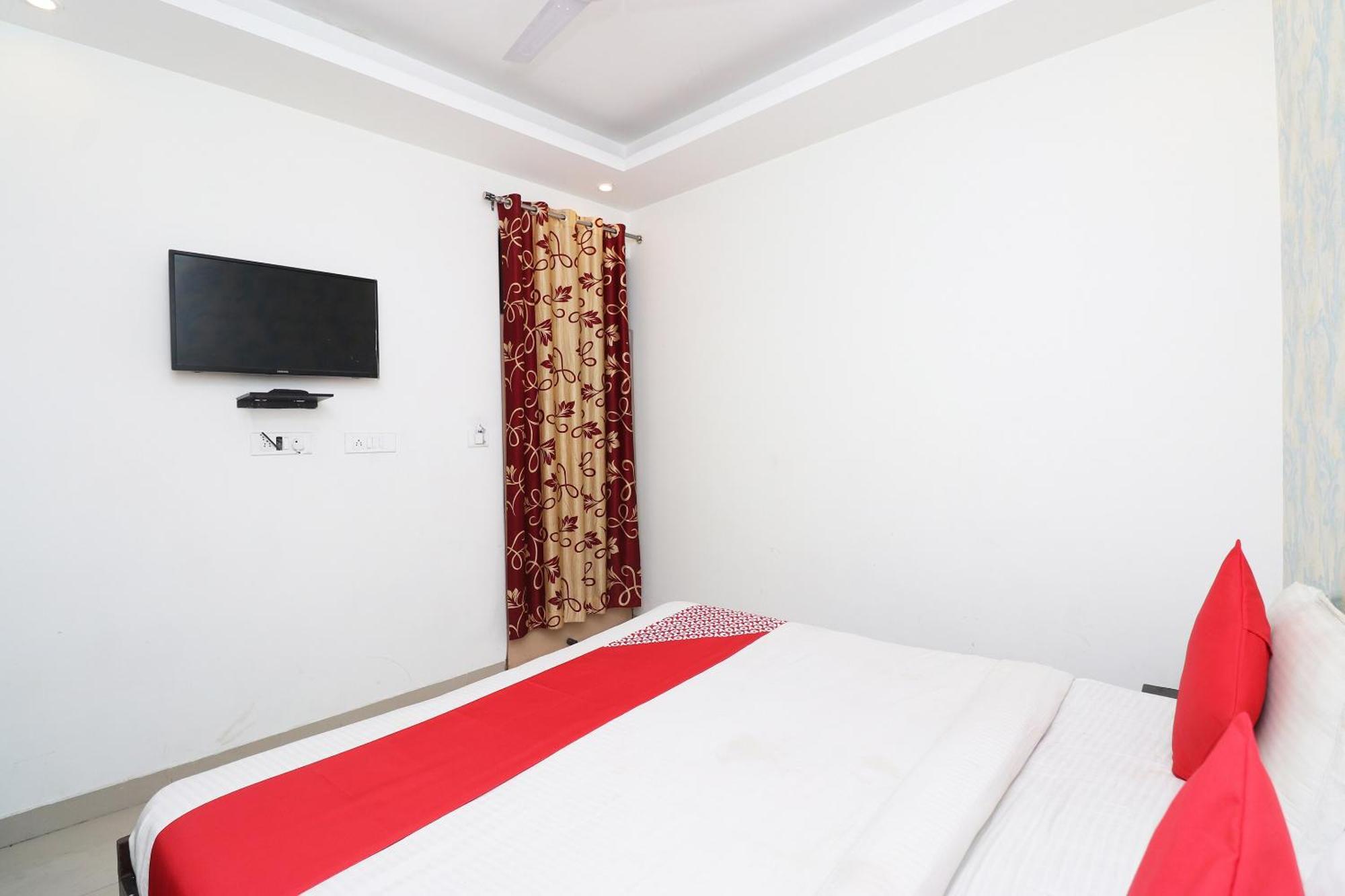 Oyo Flagship Hotel Daimond New Delhi Eksteriør billede